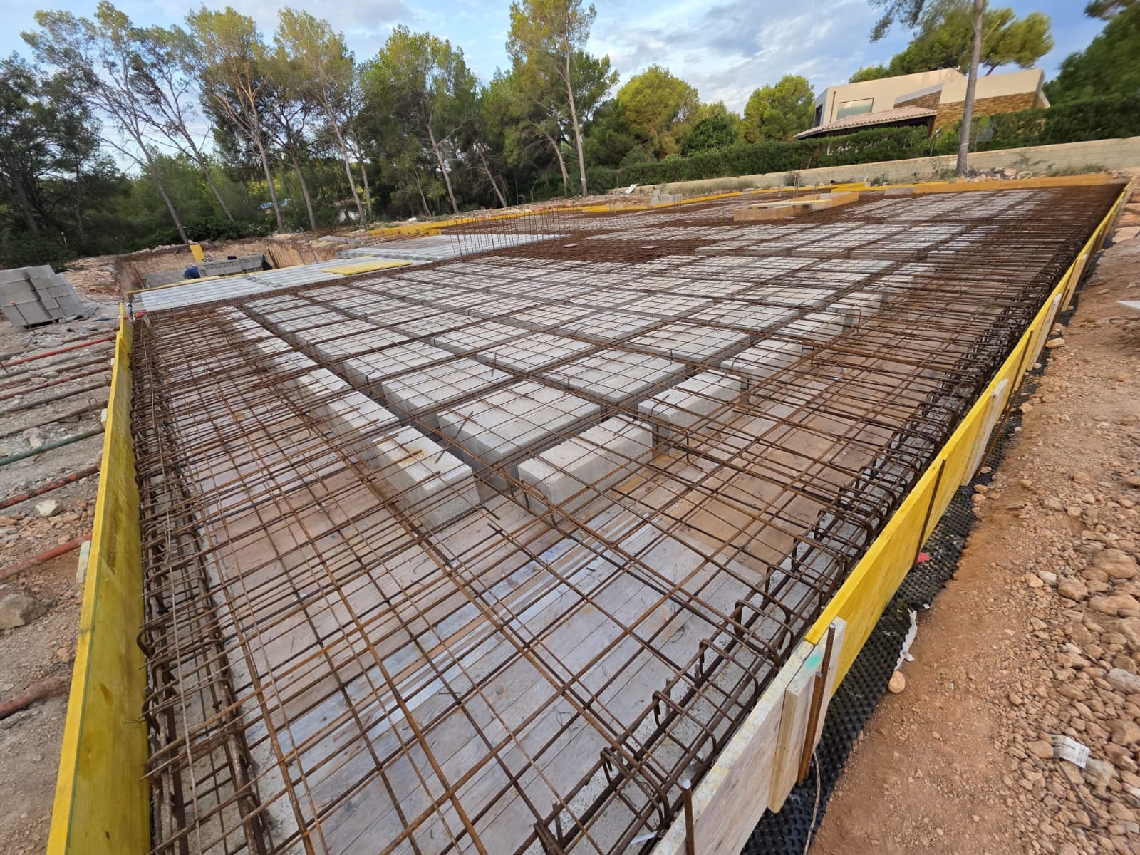 Obra nueva y estructura — obra del grupo Construcciones Barcelona